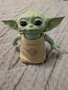 The Child Interactive Star Wars Toy - Green